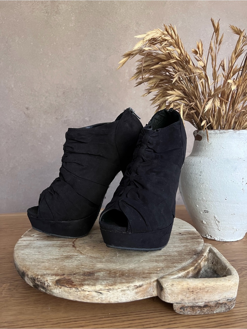Black Ruched Peep-Toe Platform Stiletto Booties - DIVA Lounge SIZE 7 - Picture 10 of 10